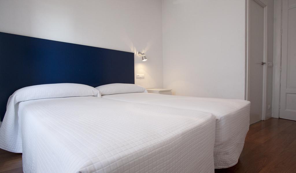 Hostal Santa Isabel マドリード エクステリア 写真