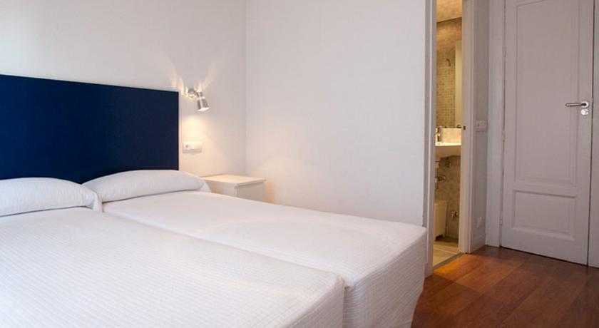 Hostal Santa Isabel マドリード 部屋 写真